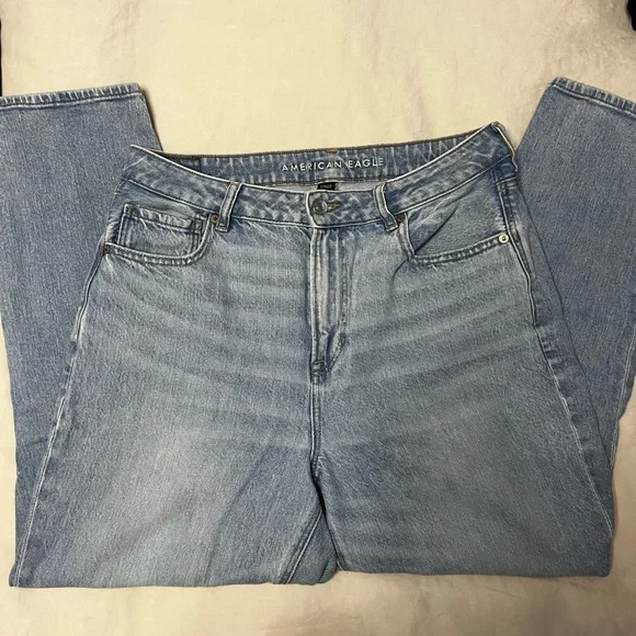 American Eagle Outfitters Strigid Light Blue Straight Leg Jeans - Picture 3 of 8